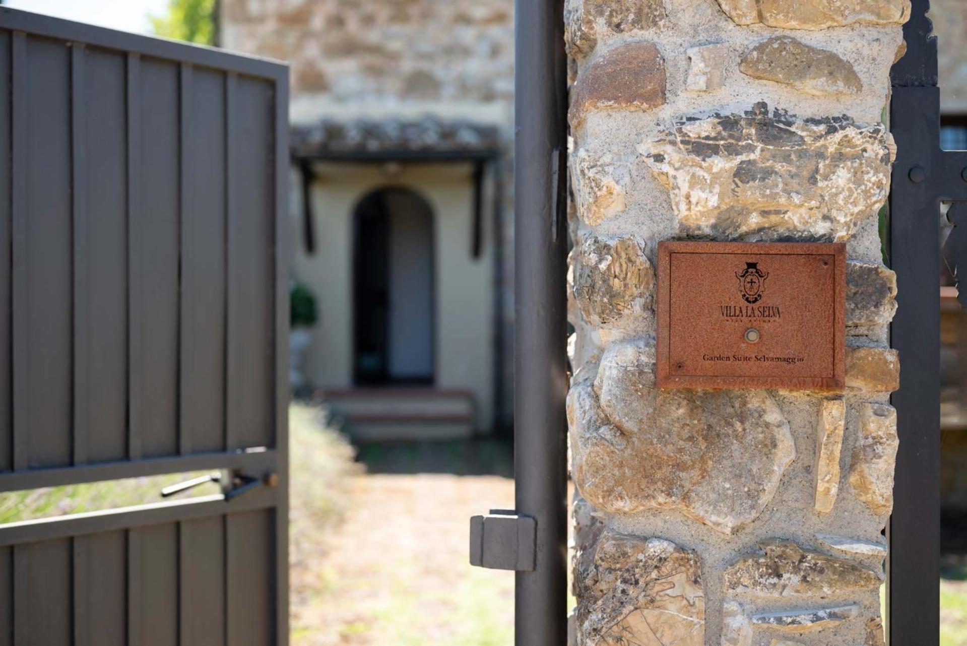 Villa La Selva Wine Resort Bucine Bagian luar foto